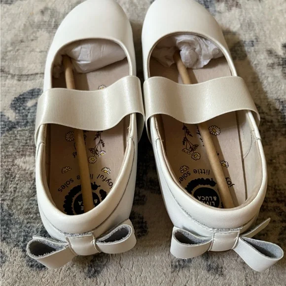 Livid & Luca White Bow Shoes