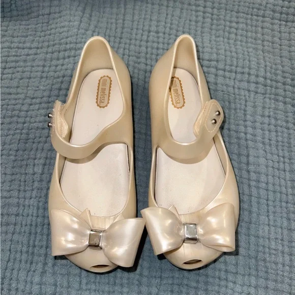 Mini Melissa Cream Bow Mary Jane Shoes