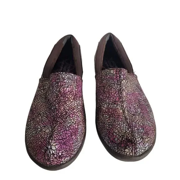 Skechers Women's Relaxed Fit Savor Upscale Slip On Loafer sz. 6.5