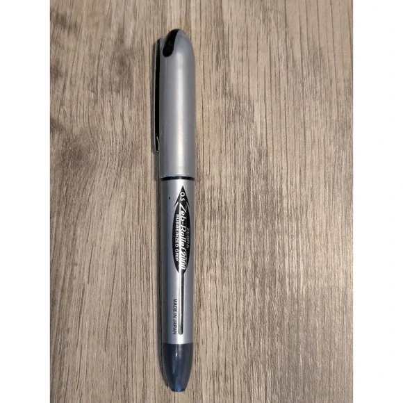 Zebra Zeb-Roller 2000 Rollerball Pen 0.5mm Fine Black Ink Silver Made Japan RARE