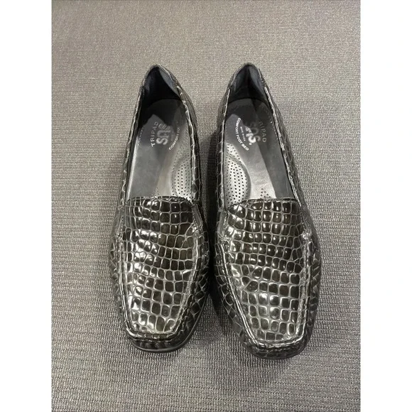 SAS - ladies Joy Black Croc slip-on flats - size‎ 8.5W NWOB