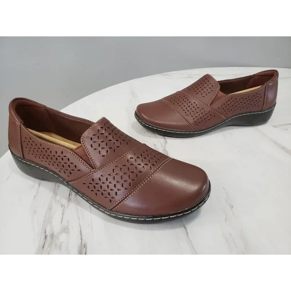 NEW NO BOX SIZE 11 Clarks Women's Cora Drift Brown Loafer SLip On Shoes Dark Tan