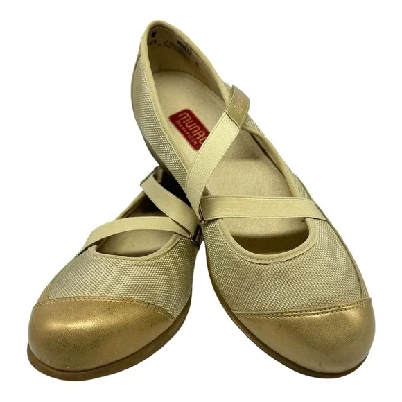 Munro American Angie Gold Mary Jane‎ Comfort Flats Women's 8W Wide Shoes