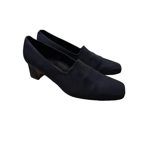 Vintage Evan-Picone Navy Blue Flats & Loafers Size 9.5
