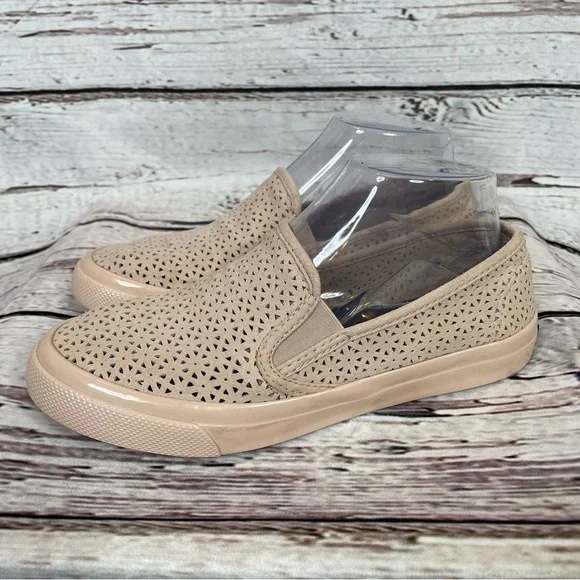 Sperry Seaside Nautical Light Pink Perforated Slip On Loafer Shoes‎ Women’s 7.5M
