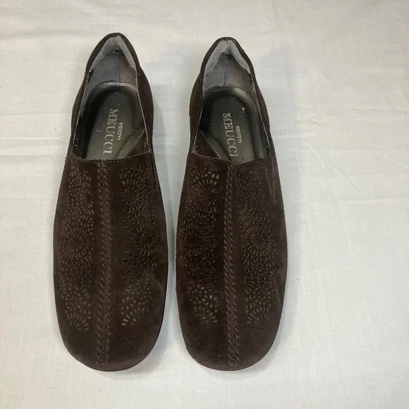 Sesto Meucci Brown Suede Perforated Laser Cut Loafers Womens 7 M Made in‎ Italy