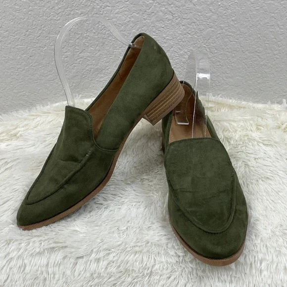 Green Faux Suede Loafers Shoes‎ Target Womens 9 Preppy Old Money Quiet Luxury