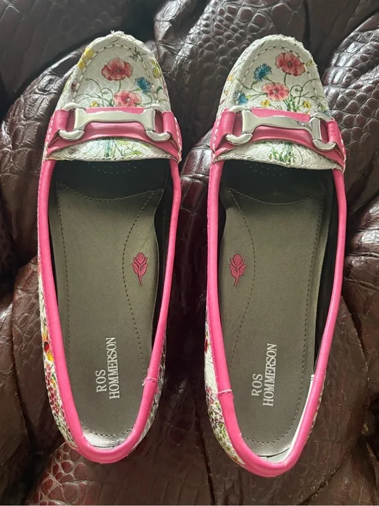Ros Hommerson‎ Pink Floral Slip-On Loafers 8.5 SS narrow width