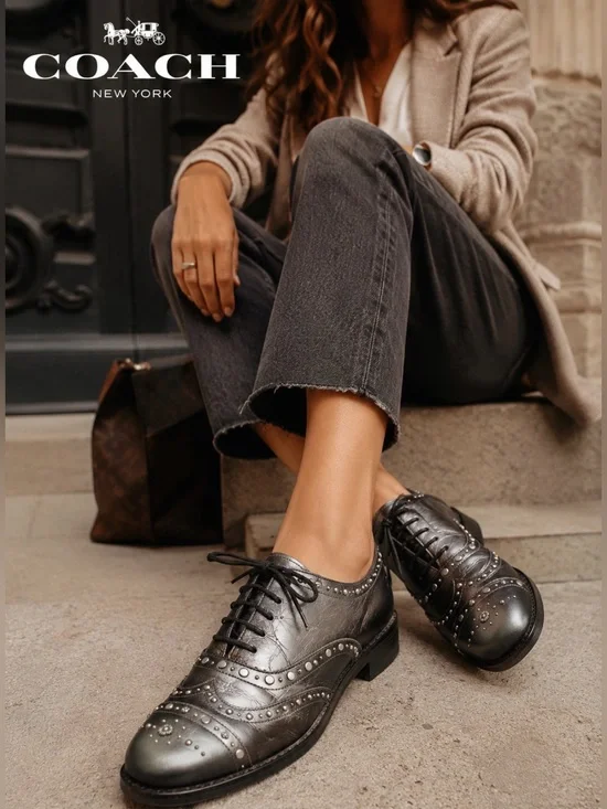 Coach Tegan Oxford Gunmetal Leather Tea Rose Silver Stud Lace Up Shoes W Sz 9 B