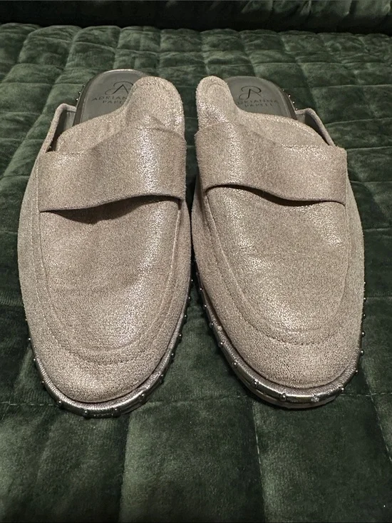 Adrianna Papell Gold Glitter Slip-On Loafers