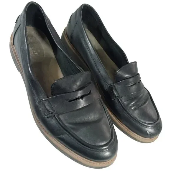 CLARKS! BLACK GENUINE LEATHER ULTRA PADDED INNER, FLEX SOLE LOAFERS! SZ 10.5M