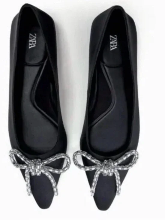 Zara Ballet Flats Decorated With Bow Black flats  size 10 brand new