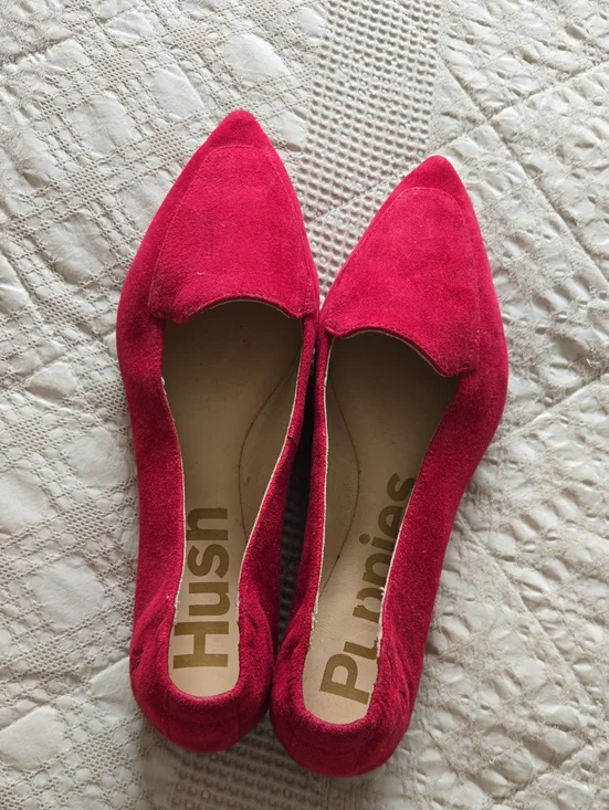 Hush Puppies Bright Pink Cherry Red Suede Pointed-Toe Flats Normcore Preppy 8.5