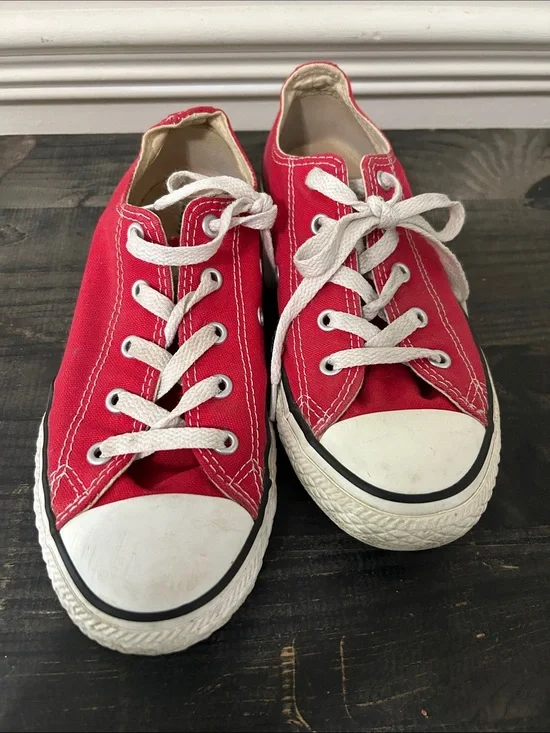 Kids Red Canvas Low-Top Sneakers