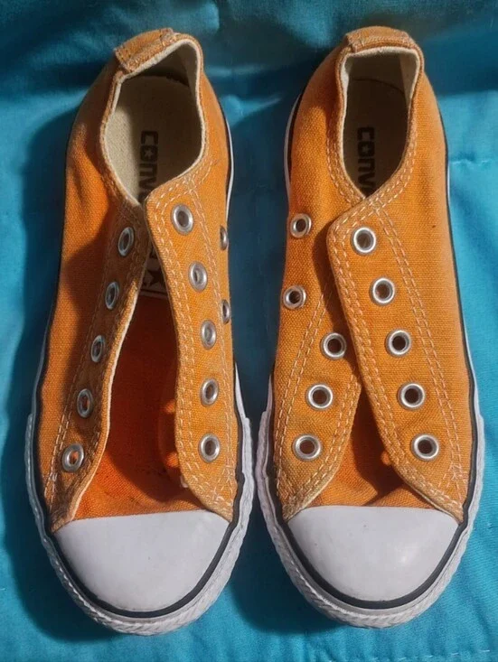 Converse Kids Chuck Taylor All Stars Canvas Low Top Sneakers Youth Sz 12