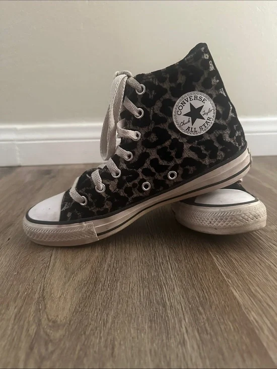 Converse High Top Sneakers Fuzzy Cheetah Leopard Print kids 4
