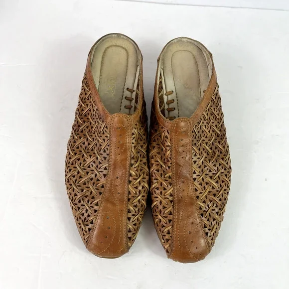 Pikolinos Shoes Womens 8 Mules Romana Brown Weave Leather Laser Cut