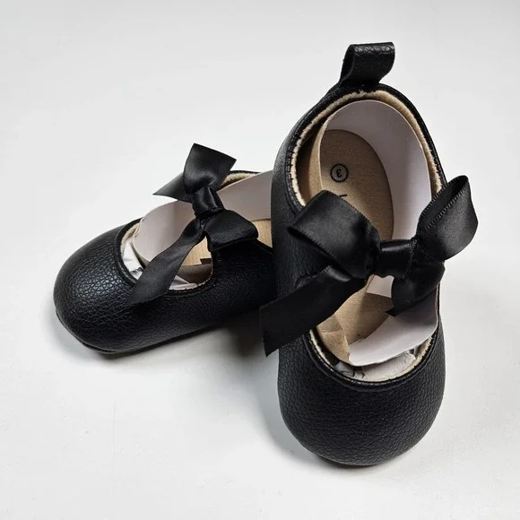 Lucky Brand Mary Jane Flats‎ Girls 3 Black Bow Satin Ribbon Crib Shoes 6-9m NEW