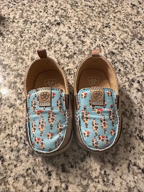 Ariat Toddler size 4
