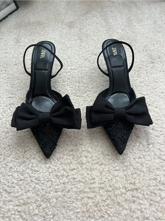 ZARA Black Pointed Toe Slingback Heels with Bow