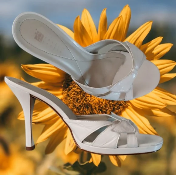 CL Carol Little White Ribbon Detail Leather Slides. Made in Brazil.