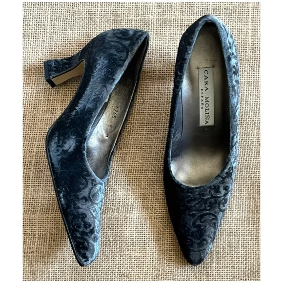 Cara Molina Gray Patterned Velvet High Heel Shoes Size 8 M Heels Glam Whimsigoth