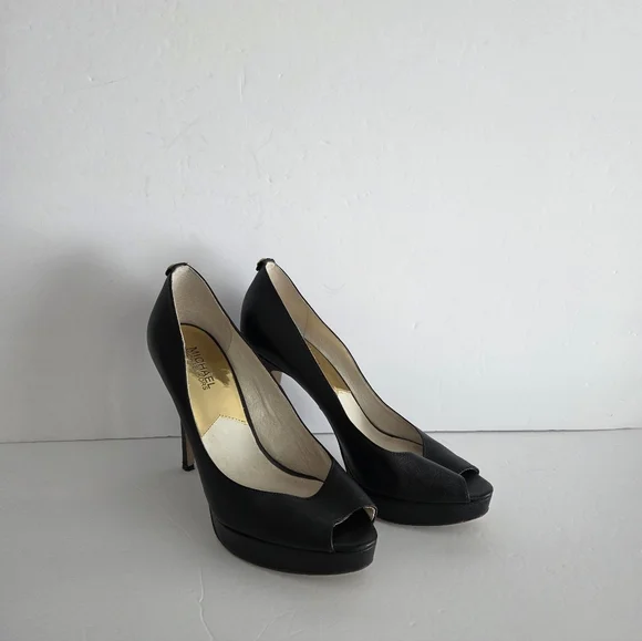 Michael Kors Black Peep-Toe Platform Pumps Sz.9M