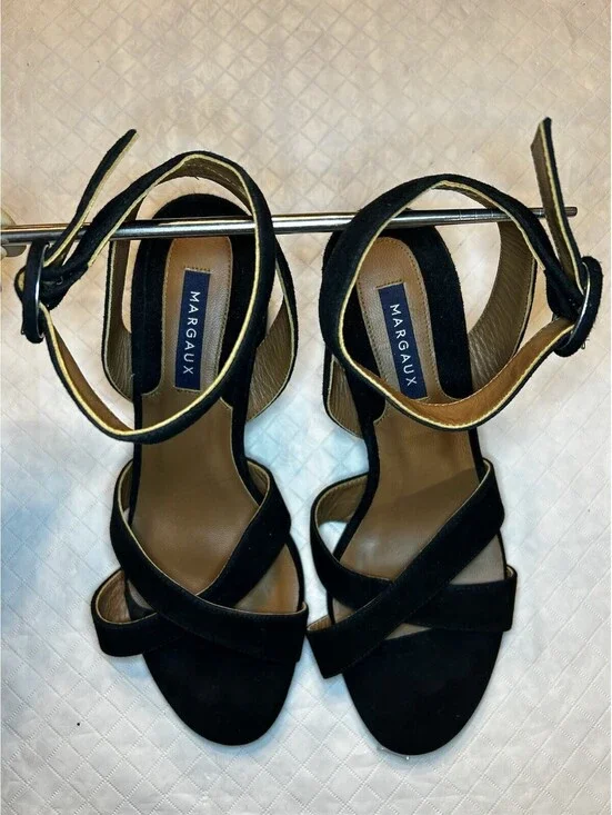 Margaux NY The City Sandal Black Suede Block Heel Crisscross Strappy Sz 38.5/8 M