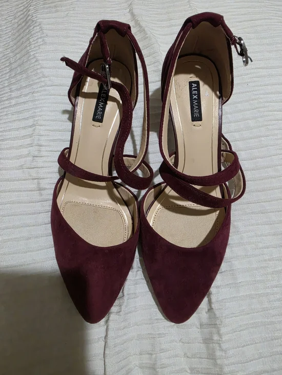 Alex Marie Women's Wine Suede Pointed-Toe Strappy Heels Size 6M Like New