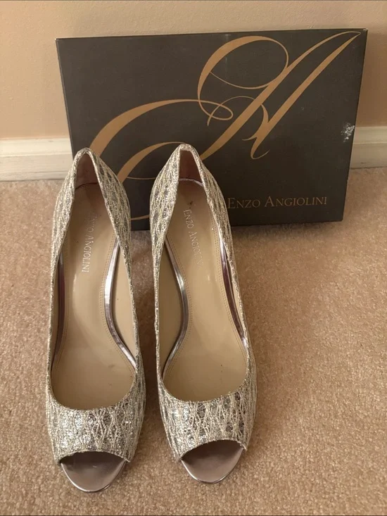 Enzo Angiolini Women's Silver Peep-Toe Pumps