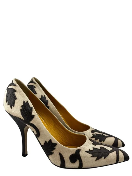 Miu Miu Vintage Leather Pumps