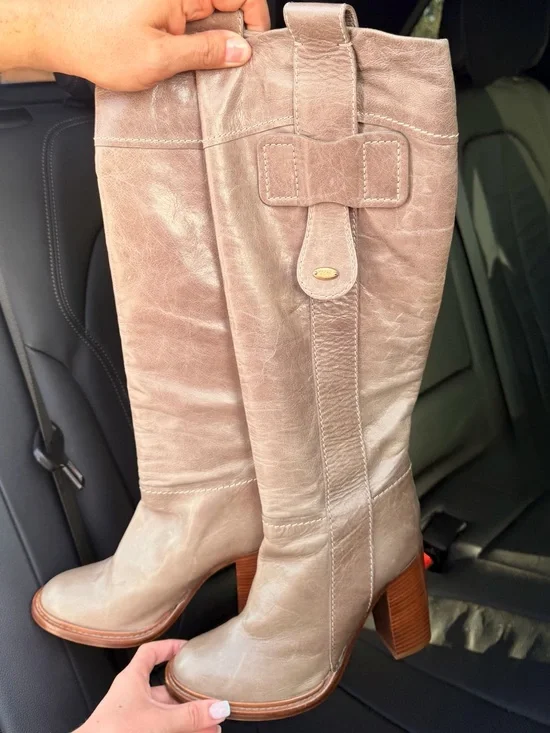 Authentic Chloe top leather heeled boots
