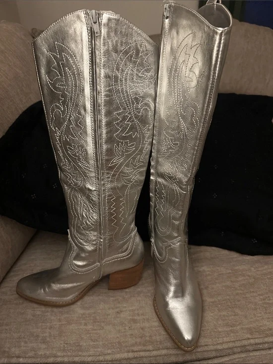 Gianni Bini Metallic Silver Women’s Knee-High Western Boots