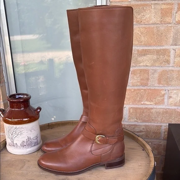 Clarks Tan Leather  Boots