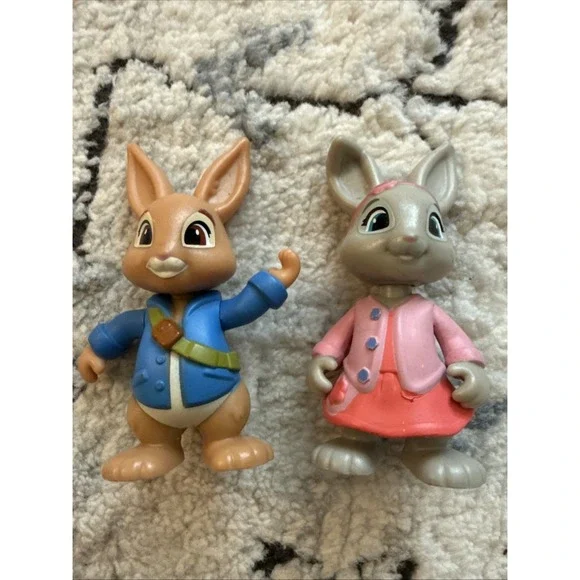 Peter Rabbit & Lily Bobtail Girl Bunny Figure Pvc Cake Topper Figurine
