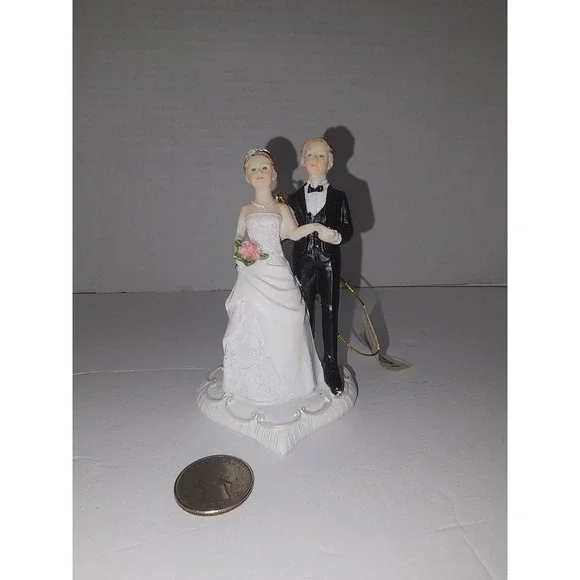 Wedding Cake Topper‎ Christmas Tree Ornament New Bride and Groom Couple