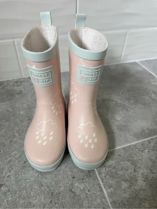 Color Changing Clouds Rain Boots