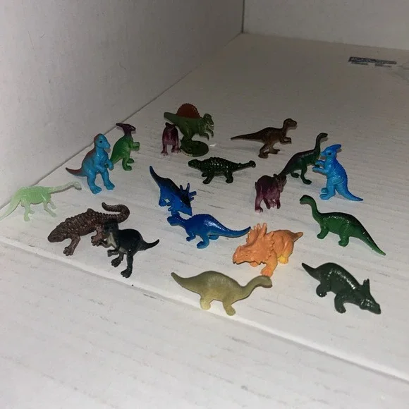 Vintage Plastic & Rubber Dinosaur Set‎ Lot PVC Cake Toppers B2