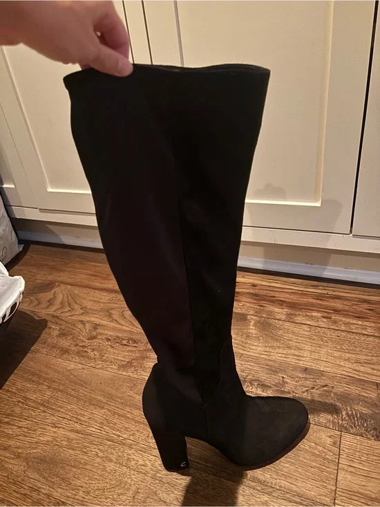Black Women's Over-the-Knee Block Heel Boot
