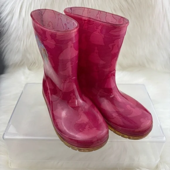 DISNEY PRINCESS HOT PINK RAIN BOOTS SIZE S/M