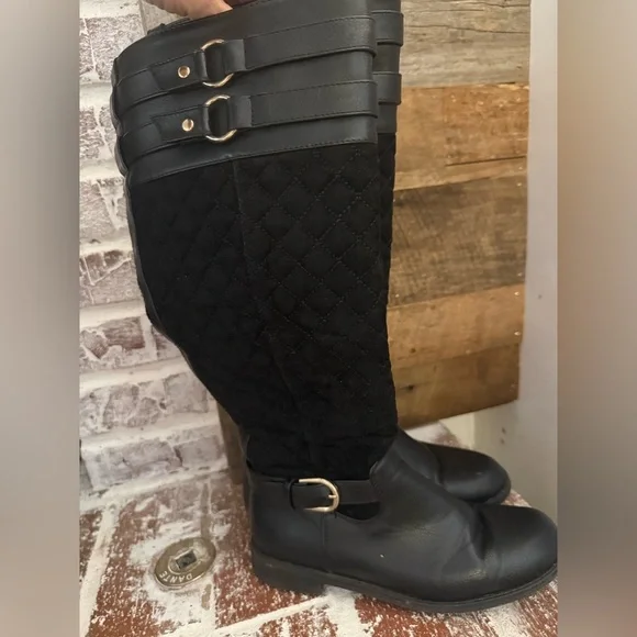 Just Fab Black Quilted Women's Boots
