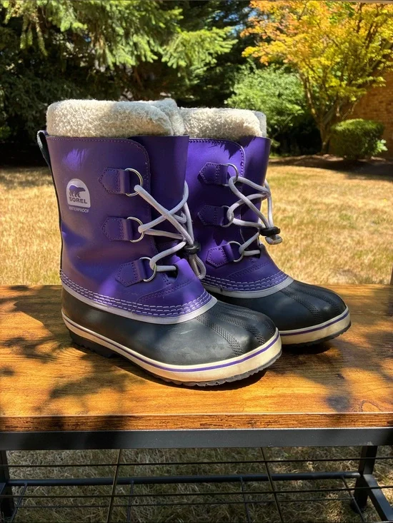 Sorel - Waterproof - Purple and Black Kids Snow Boots with Faux Fur, US Size 4