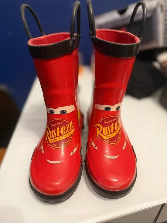 Kids Red 'Rust-eze' Lightning McQueen Rain Boots
