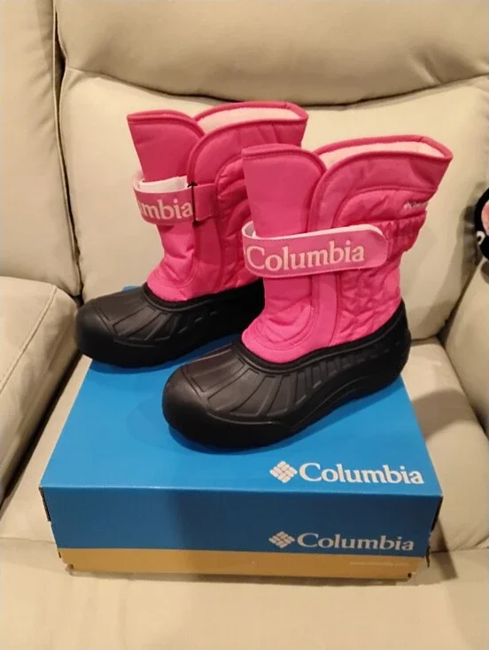 NWT Girls 6 Powerbug Snowlite Strap Boots
