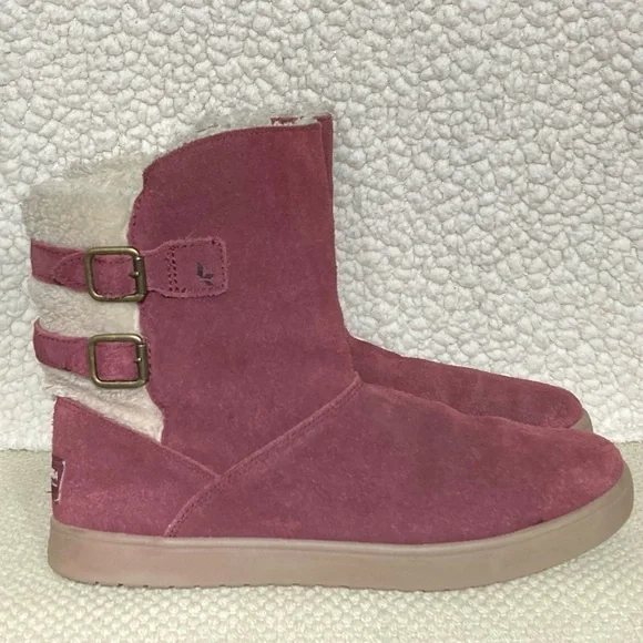 Koolaburra by UGG Kid's Plum Suede w/2 Straps & Fleece Lined Ankle Boots SZ US 3