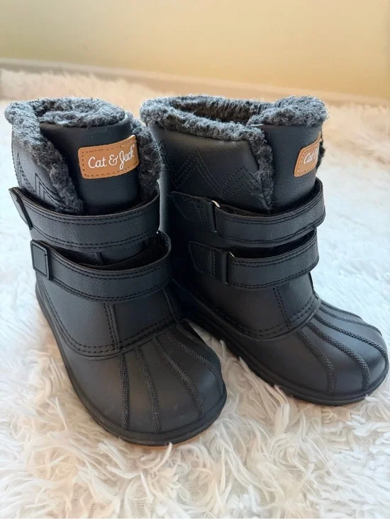 Cat & Jack Kids Black Faux Fur Lined Winter Snow Boots Size 12 NWOT