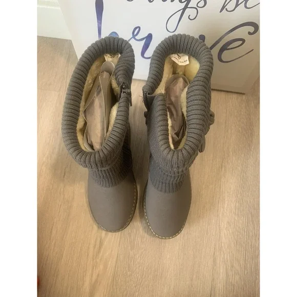 (16) Dream‎ pairs boots for girls grey color size 1