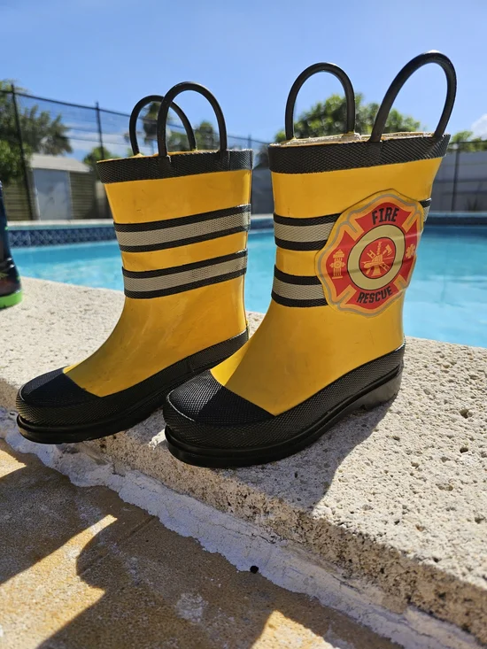 Western Chief Kids Yellow & Black Fire Rescue Rain Boots