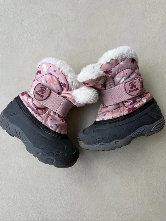 Mud Australia Pink and White Faux-Fur Baby Booties