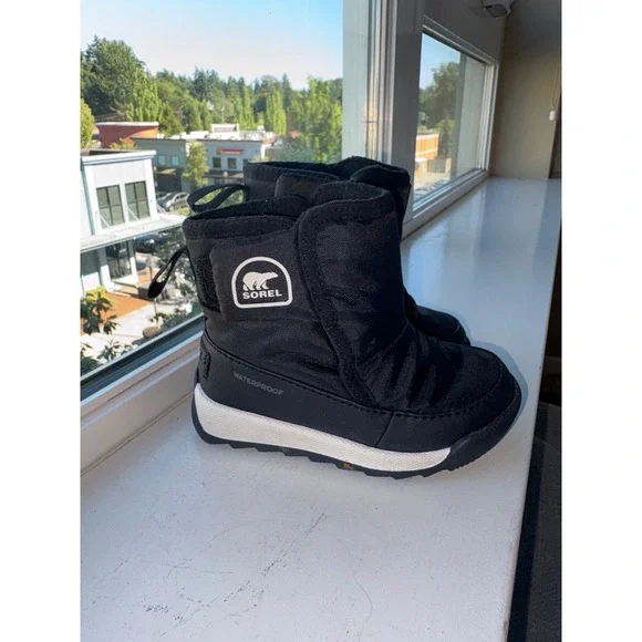 Sorel Whitney Snow Boots Nylon Waterproof Hook Loop Winter Kids Black